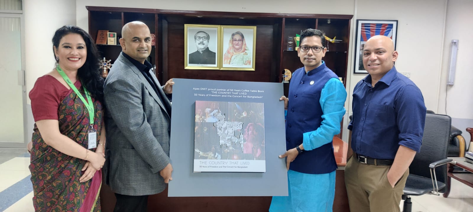 স্বাধীনতার ৫০ বছর পূর্তি উপলক্ষে আইসিটি বিভাগের ‘কফি টেবিল বুক’ প্রকাশিত