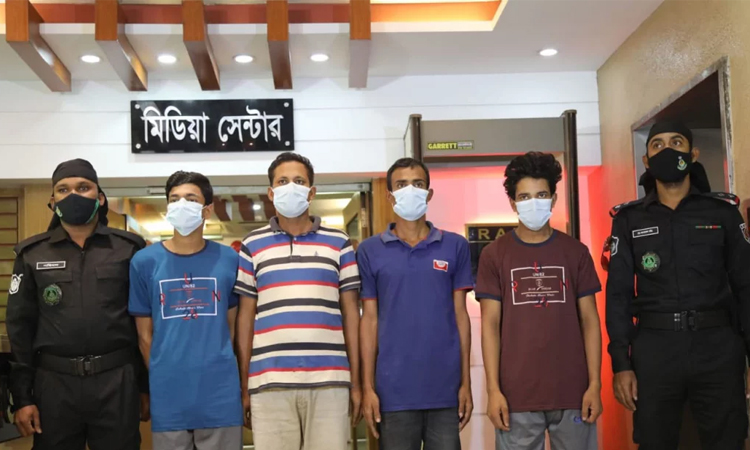 ফেসবুকের উসকানিতেই মন্দিরে হামলা: র‌্যাব