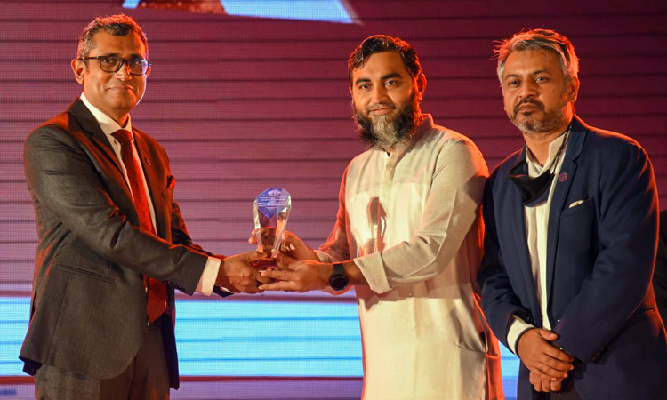 বায়োমেট্রিক ওয়ার্কার ডেটাবেজ এর জন্য ‘উইটসা গ্লোবাল আইসিটি এক্সিলেন্স অ্যাওয়ার্ড’ পেল বিজিএমইএ