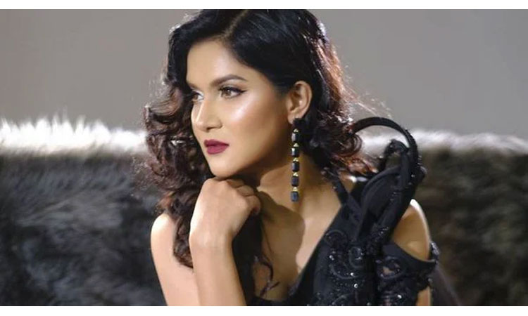 ইভ্যালি আমার সঙ্গেও প্রতারণা করেছে : মিথিলা