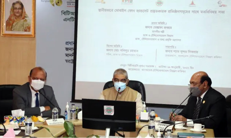 উৎপাদক হয়েছি এবার রপ্তানীকারক হতে হবে: মোস্তাফা জব্বার