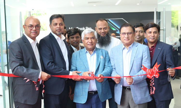 অ্যাপল অথরাইজড রিসেলার ‘গ্যাজেট স্টুডিও’ চালু করেছে ‘গ্যাজেট এন্ড গিয়ার’